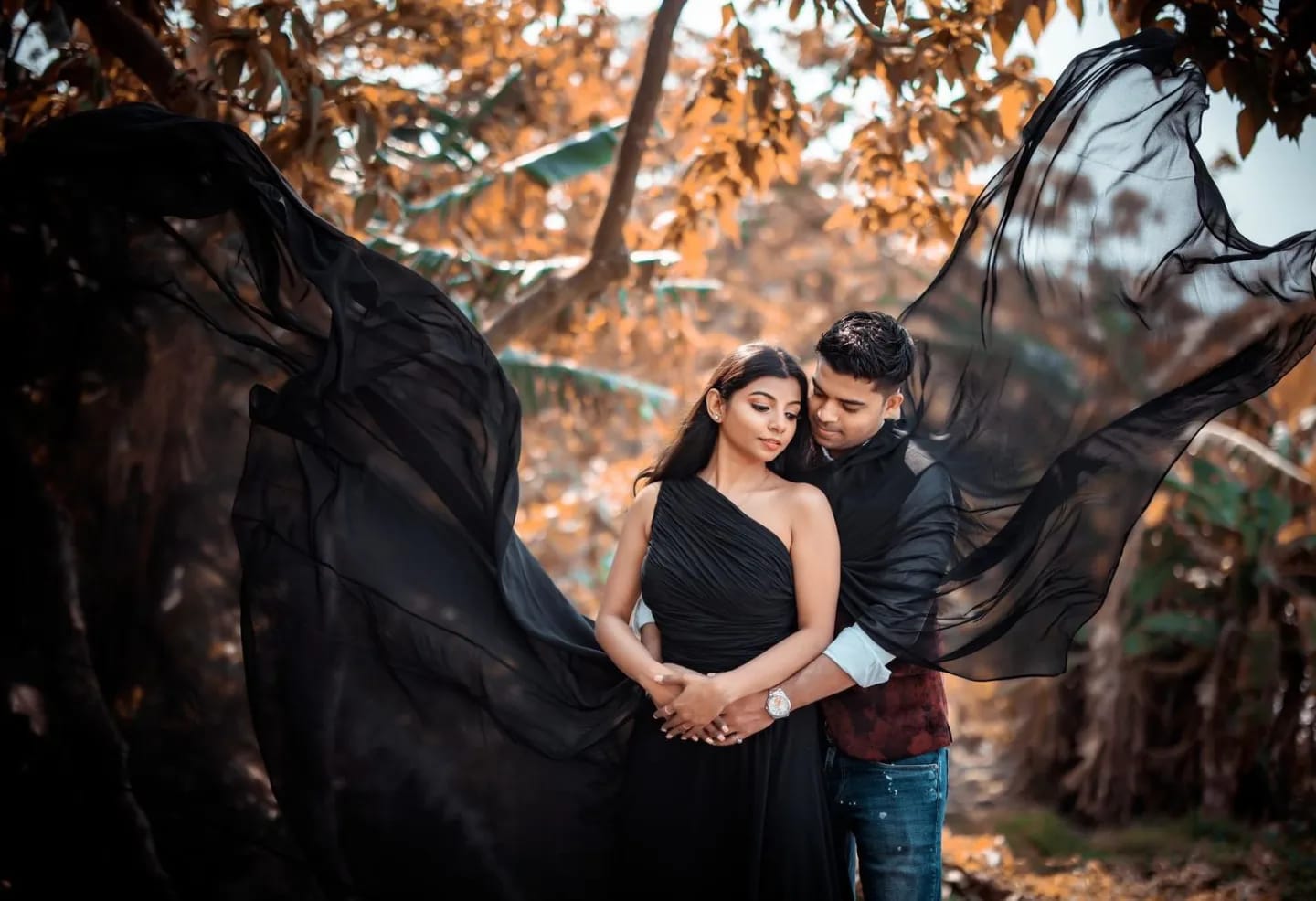 Pre-wedding gown | Pre wedding photoshoot outfit, Maternity dresses  photography, Pre wedding photoshoot