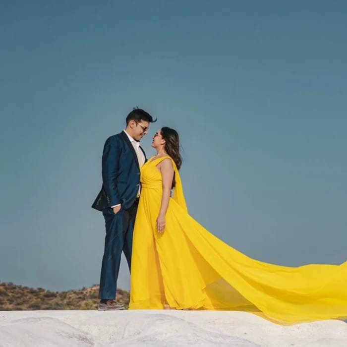 long tale gown on rent for prewedding