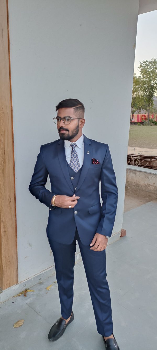 blue suit on rent in udaipur