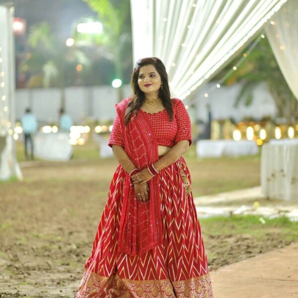 Red Bandhani Lehenga on Rent