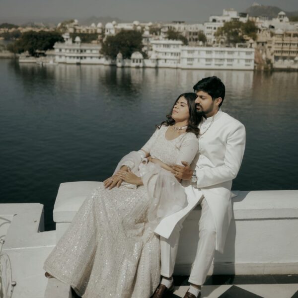 Rent Couple Dresses for Pre Wedding Shoot - Image 5