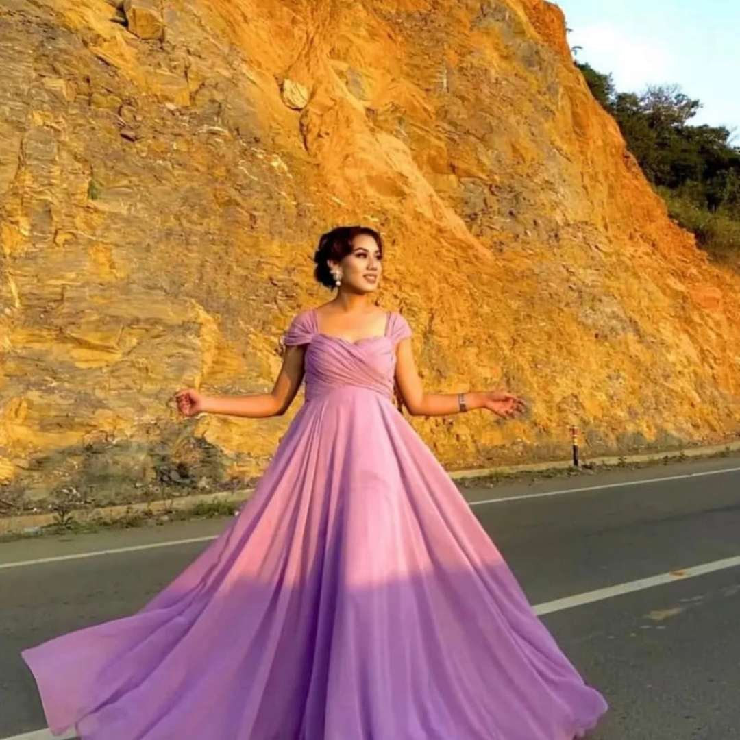 Purple long dress rent for rent – photoshoot dress