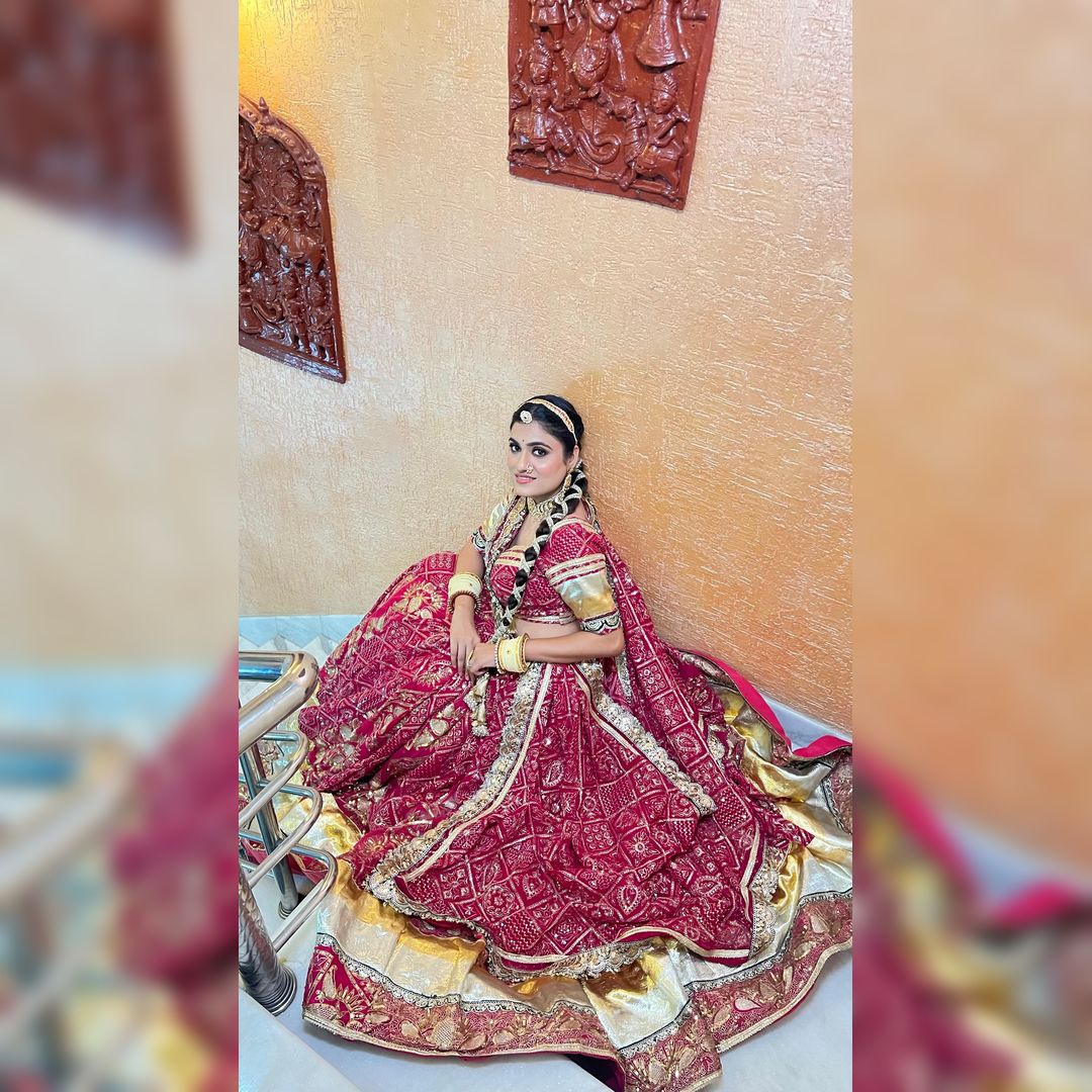 Elegant Rani Traditional Lehenga rental in Udaipur for weddings and shoots