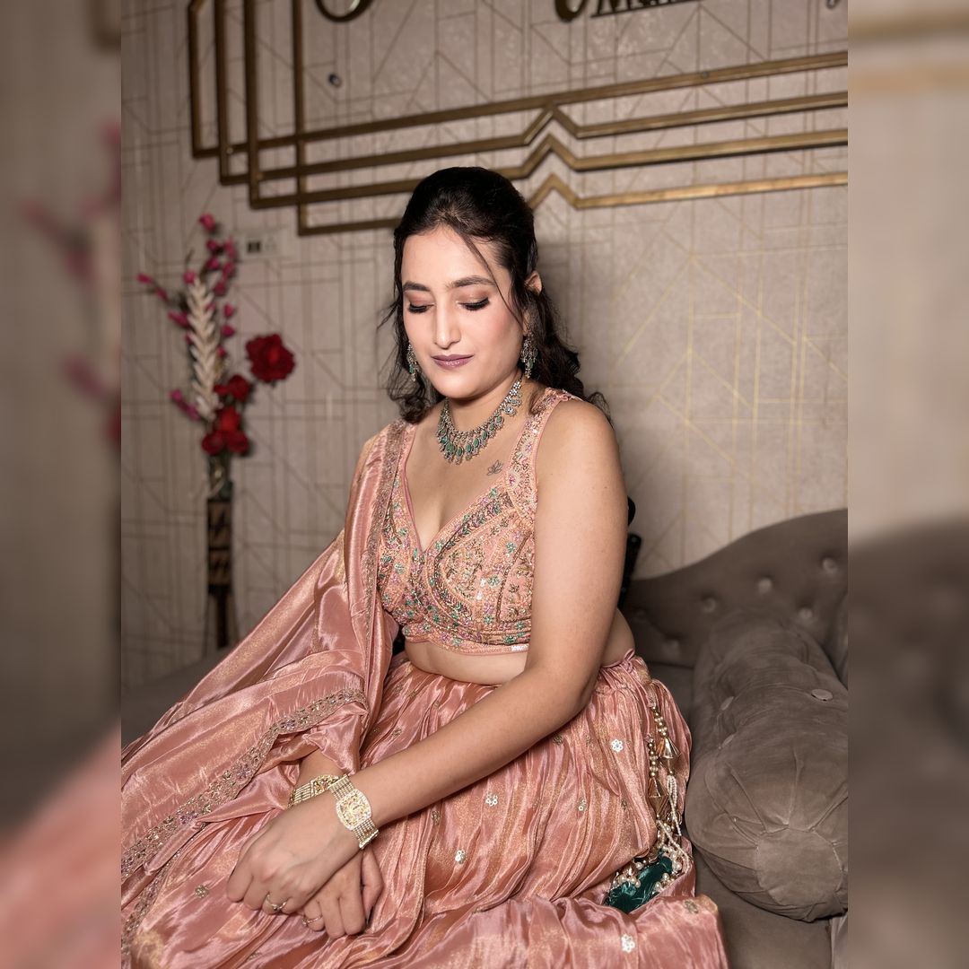 Stylish Designer Fancy Crop Top Bridesmaid Lehenga on Rent – Udaipur Fancyano