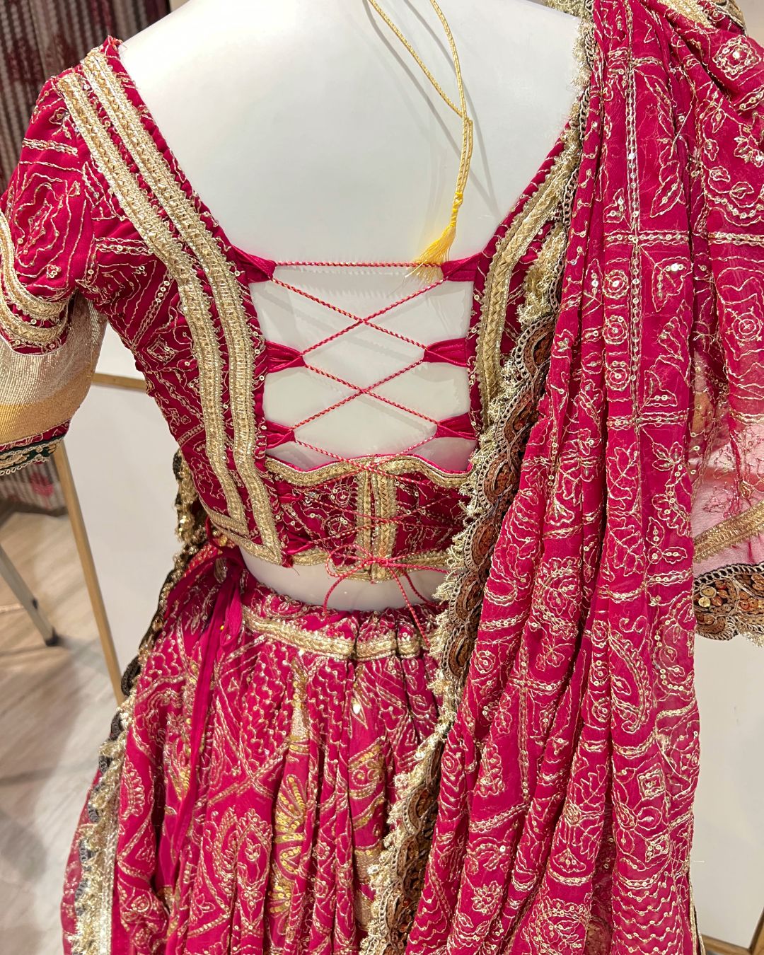 Bridal Vintage Lehenga Rent – Royal Traditional Wedding Elegance - Image 2