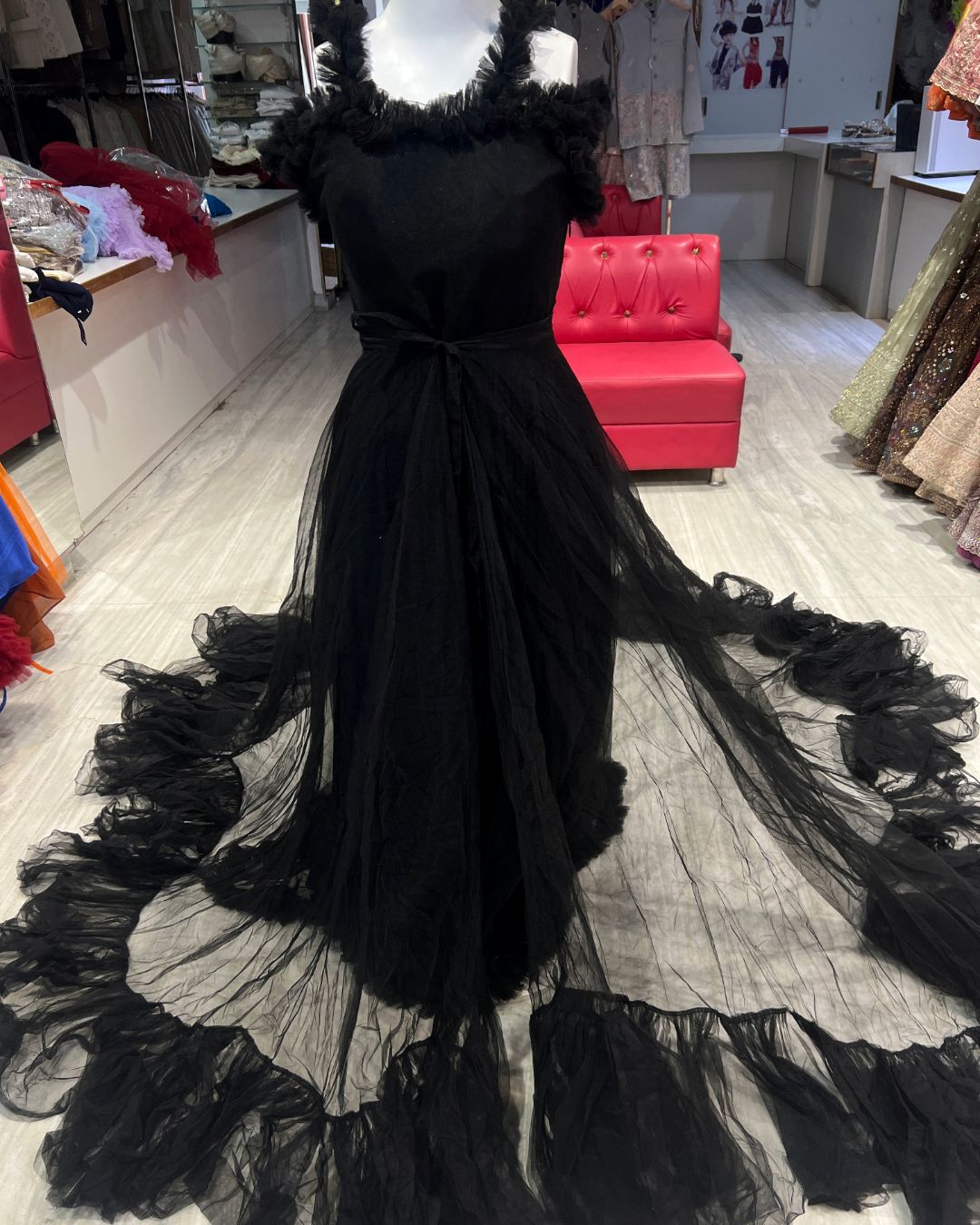 Best Trail Gown Rental in Udaipur