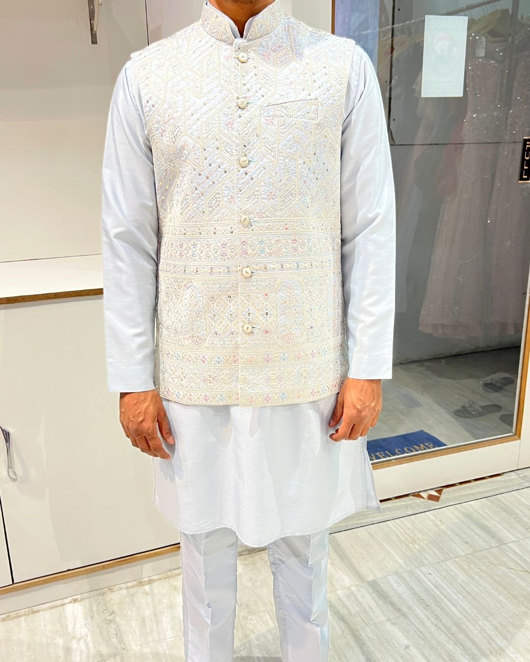 rent kurta pajama for pre wedding shoot with stylish ethnic look