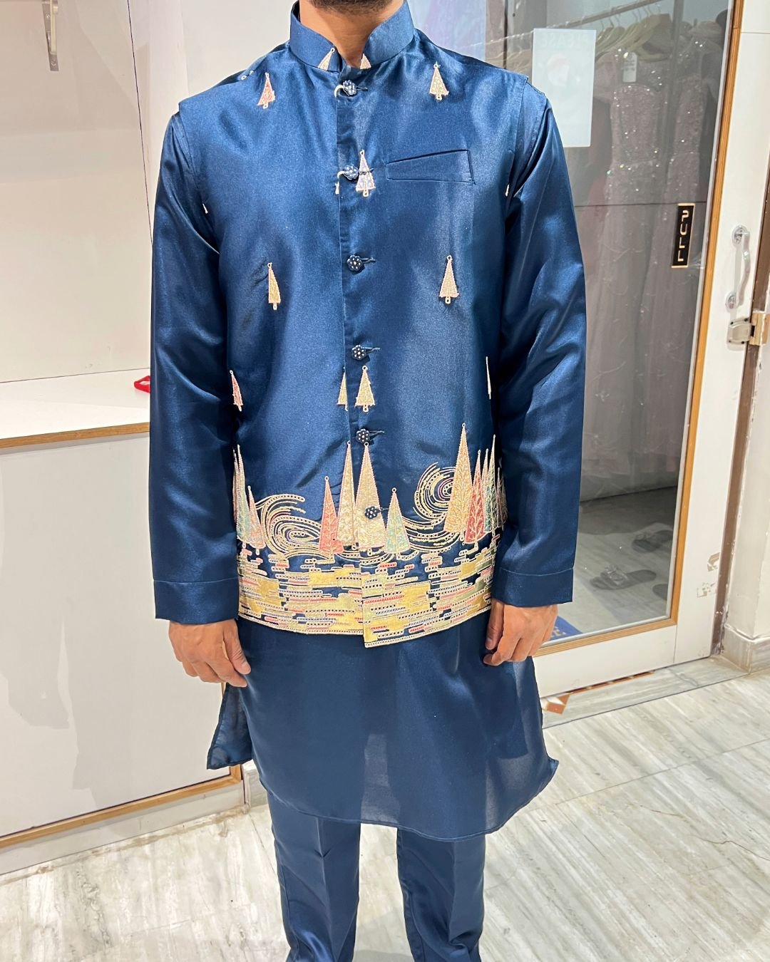 rent kurta pajama for photo shoot with traditional ethnic styling