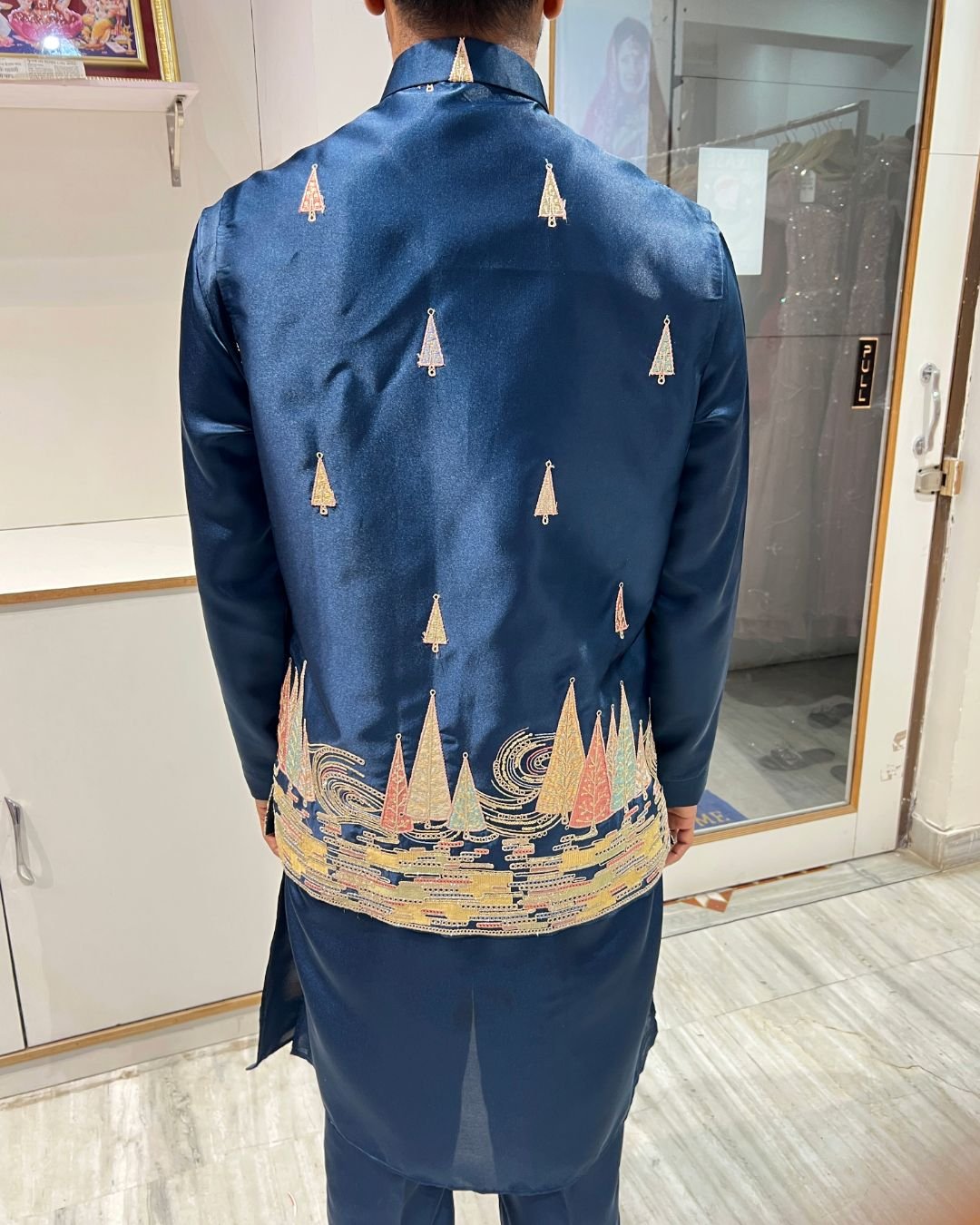 Rent Kurta Pajama for Photo Shoot – Stylish Ethnic Wear for Perfect Pictures - Image 2