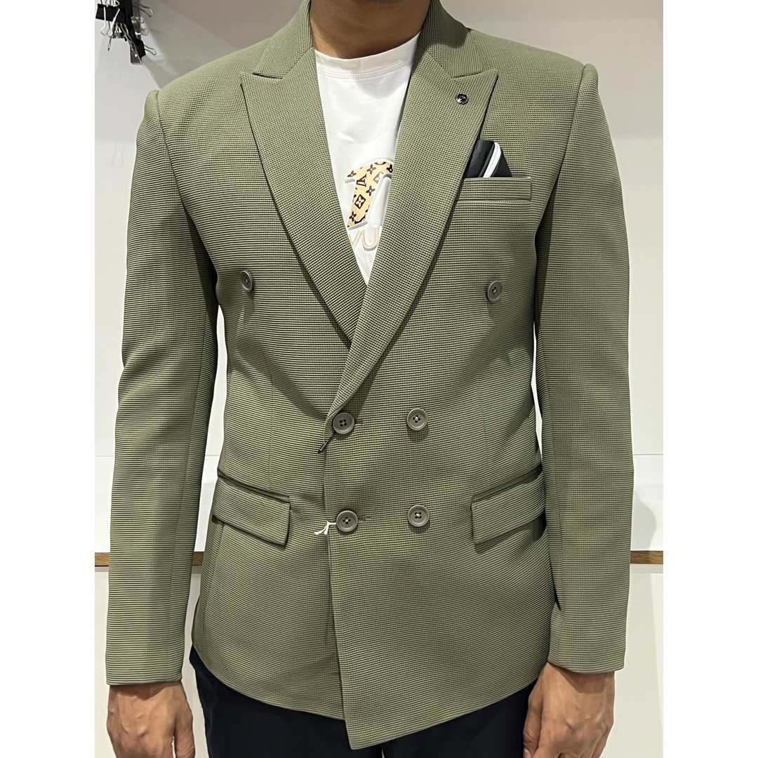 Fresher double breasted suit rental