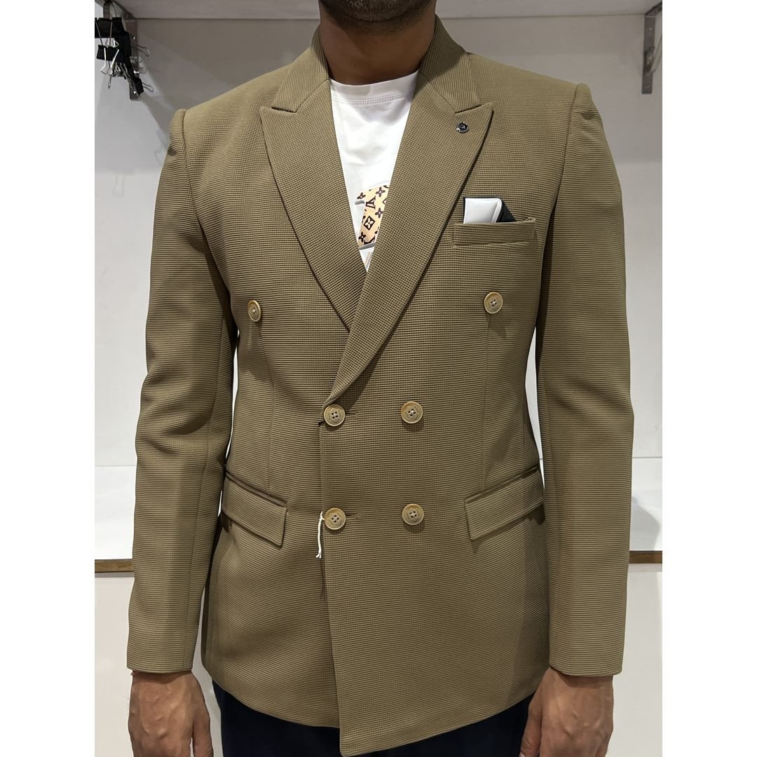Double breasted suit for pre wedding